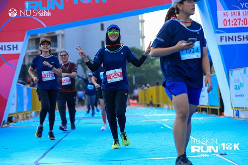 Race photo from Nu Skin Run 10K