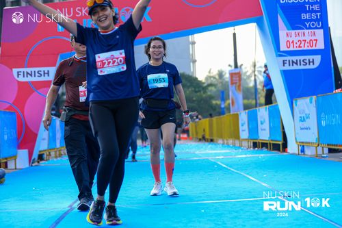 Race photo from Nu Skin Run 10K