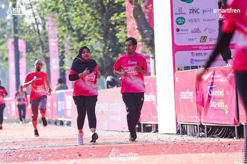 Race photo from Smartfren Run 2025 