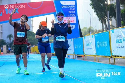 Race photo from Nu Skin Run 10K