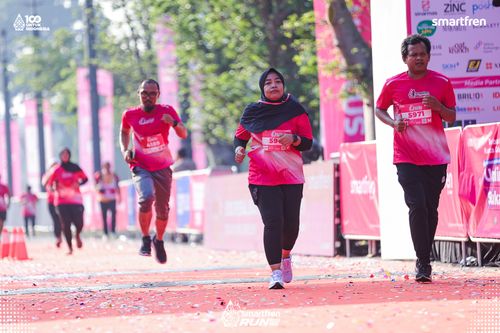 Race photo from Smartfren Run 2025 