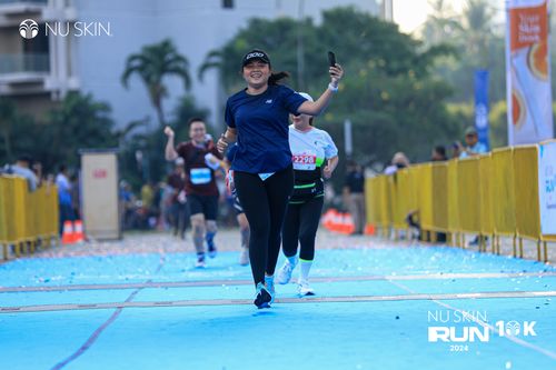 Race photo from Nu Skin Run 10K