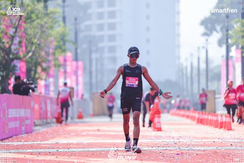 Race photo from Smartfren Run 2025 