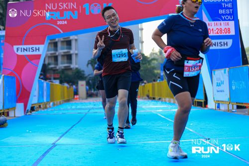 Race photo from Nu Skin Run 10K