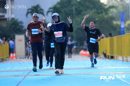 Race photo from Nu Skin Run 10K