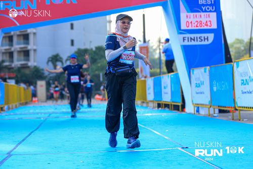 Race photo from Nu Skin Run 10K