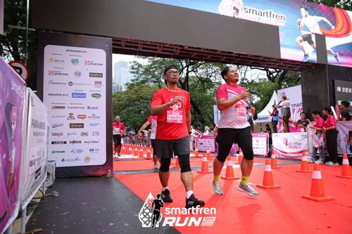 Race photo from Smartfren Run 2024