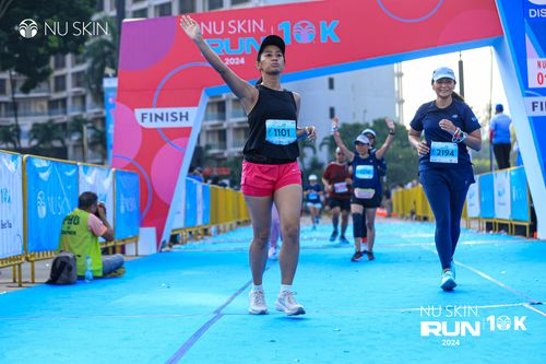 Race photo from Nu Skin Run 10K