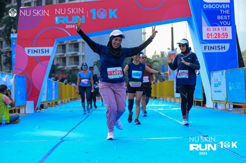 Race photo from Nu Skin Run 10K