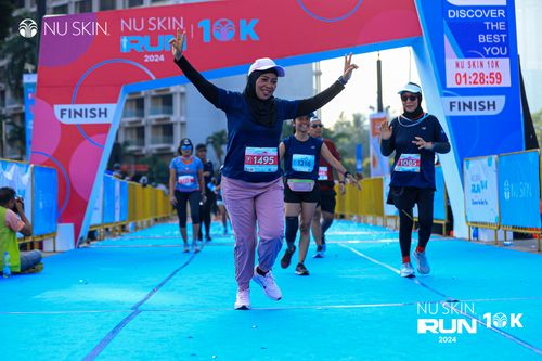 Race photo from Nu Skin Run 10K