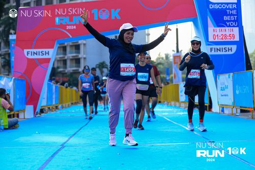 Race photo from Nu Skin Run 10K