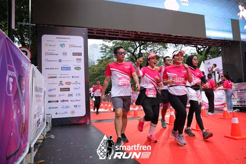 Race photo from Smartfren Run 2024