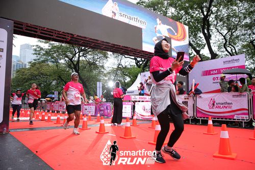 Race photo from Smartfren Run 2024