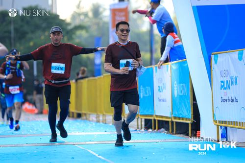 Race photo from Nu Skin Run 10K