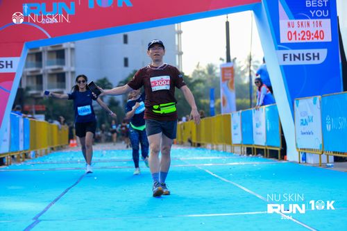 Race photo from Nu Skin Run 10K