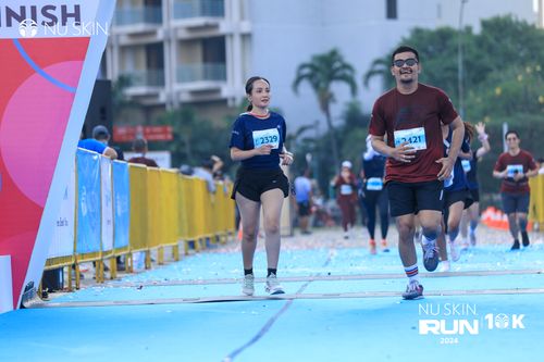 Race photo from Nu Skin Run 10K