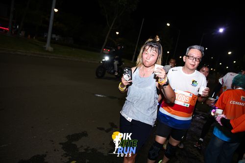 Race photo from PIK NITE RUN 2025
