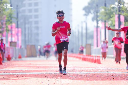Race photo from Smartfren Run 2025 