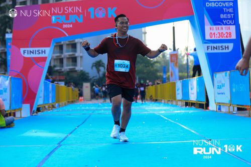Race photo from Nu Skin Run 10K