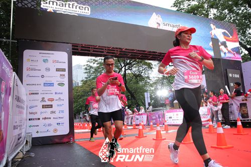 Race photo from Smartfren Run 2024