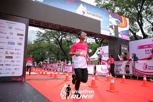 Race photo from Smartfren Run 2024