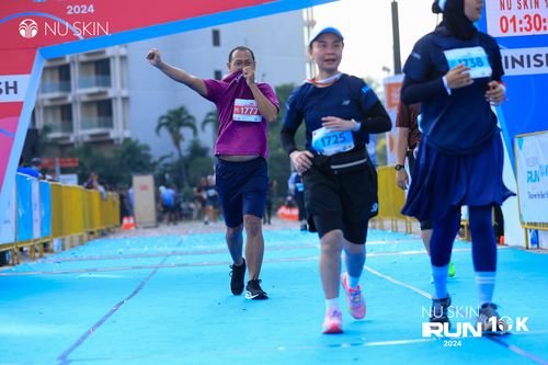 Race photo from Nu Skin Run 10K