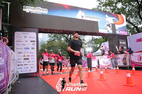 Race photo from Smartfren Run 2024