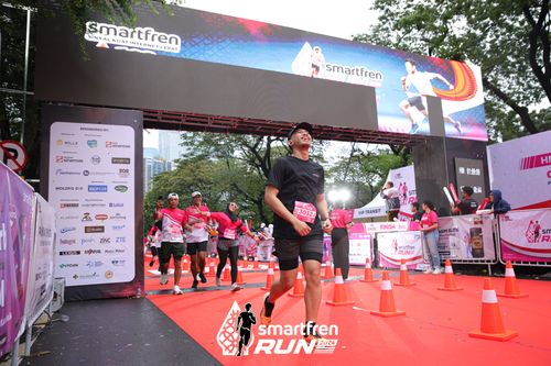 Race photo from Smartfren Run 2024