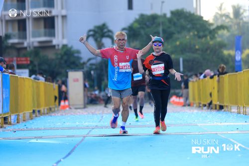 Race photo from Nu Skin Run 10K