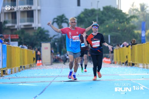 Race photo from Nu Skin Run 10K