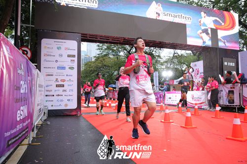 Race photo from Smartfren Run 2024