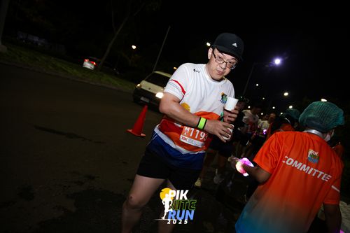 Race photo from PIK NITE RUN 2025