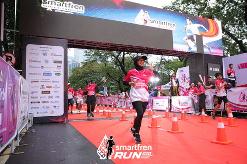 Race photo from Smartfren Run 2024