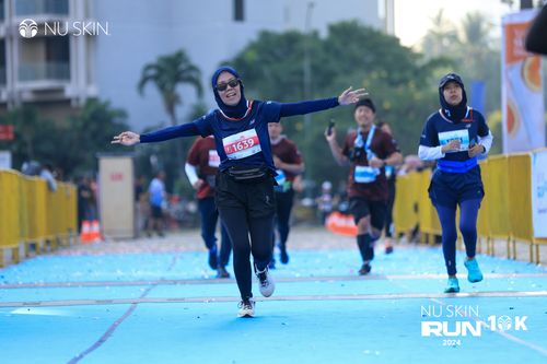 Race photo from Nu Skin Run 10K