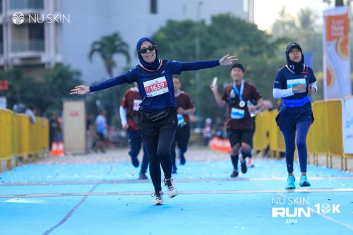 Race photo from Nu Skin Run 10K