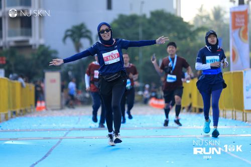 Race photo from Nu Skin Run 10K