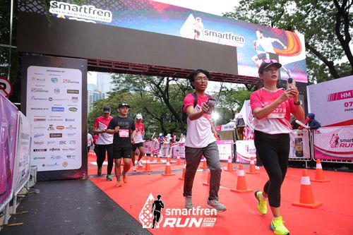 Race photo from Smartfren Run 2024