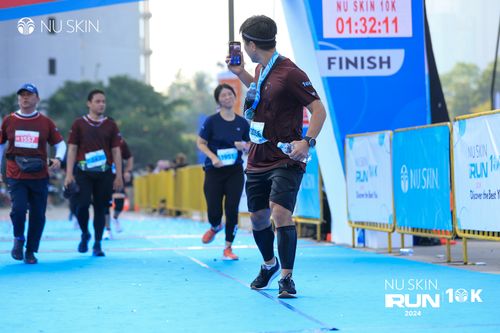 Race photo from Nu Skin Run 10K