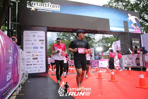Race photo from Smartfren Run 2024
