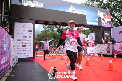 Race photo from Smartfren Run 2024