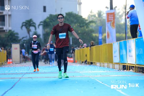 Race photo from Nu Skin Run 10K