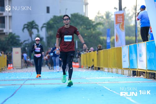 Race photo from Nu Skin Run 10K