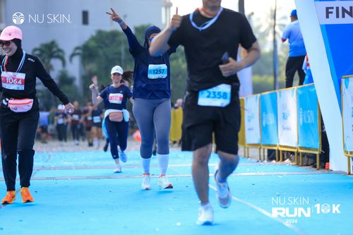 Race photo from Nu Skin Run 10K