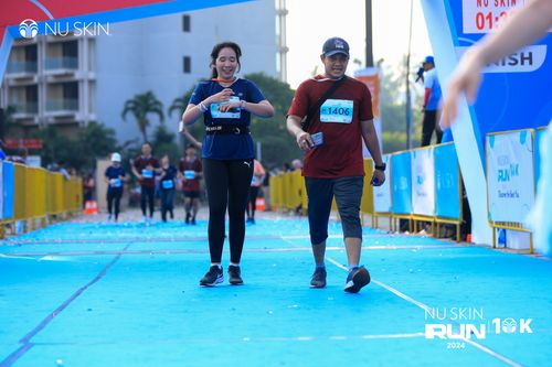 Race photo from Nu Skin Run 10K