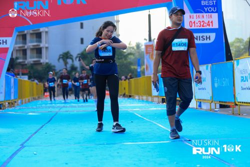 Race photo from Nu Skin Run 10K