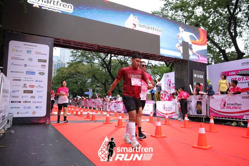 Race photo from Smartfren Run 2024