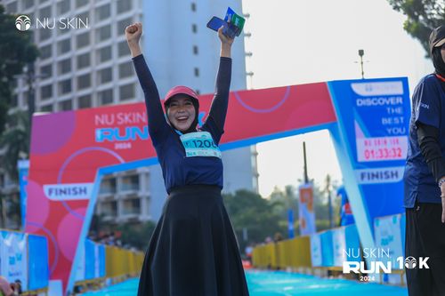 Race photo from Nu Skin Run 10K