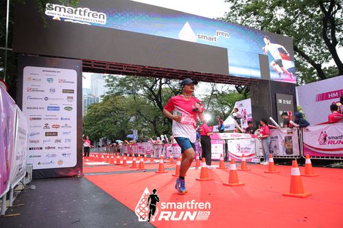 Race photo from Smartfren Run 2024
