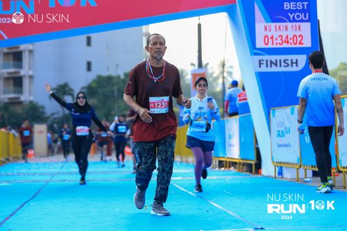 Race photo from Nu Skin Run 10K