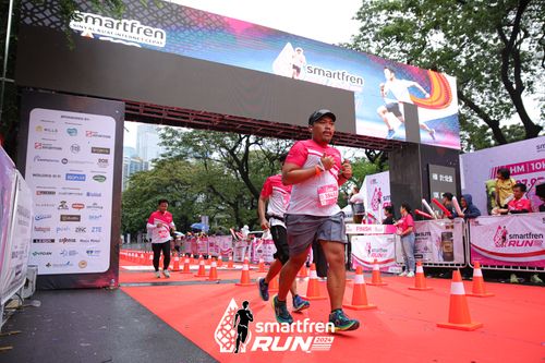 Race photo from Smartfren Run 2024